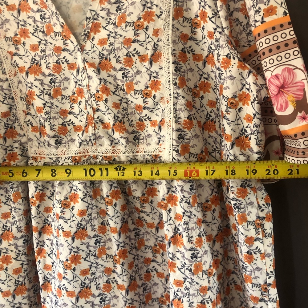 Dress - Picture 3 of 5